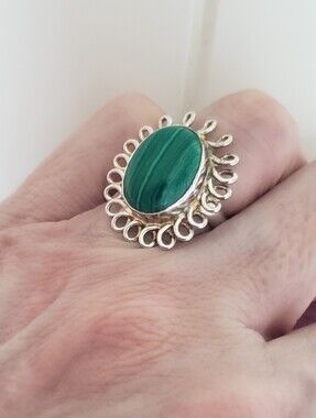NEW MALACHITE STERLING STAMPED HALLMARK RING SZ 6,Emerald Green, Gorgeous Silver